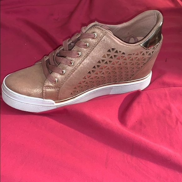 Women’s Pink Lace Up Guess Shoes - Picture 1 of 3